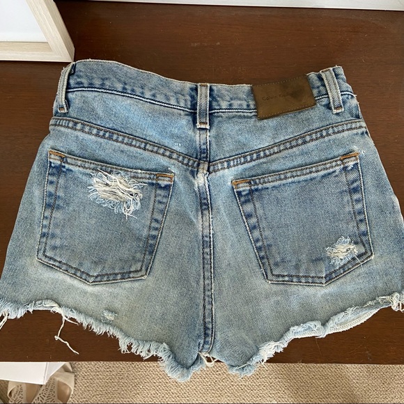 Calvin Klein high rise vintage cut off shorts size 3 - Picture 2 of 4